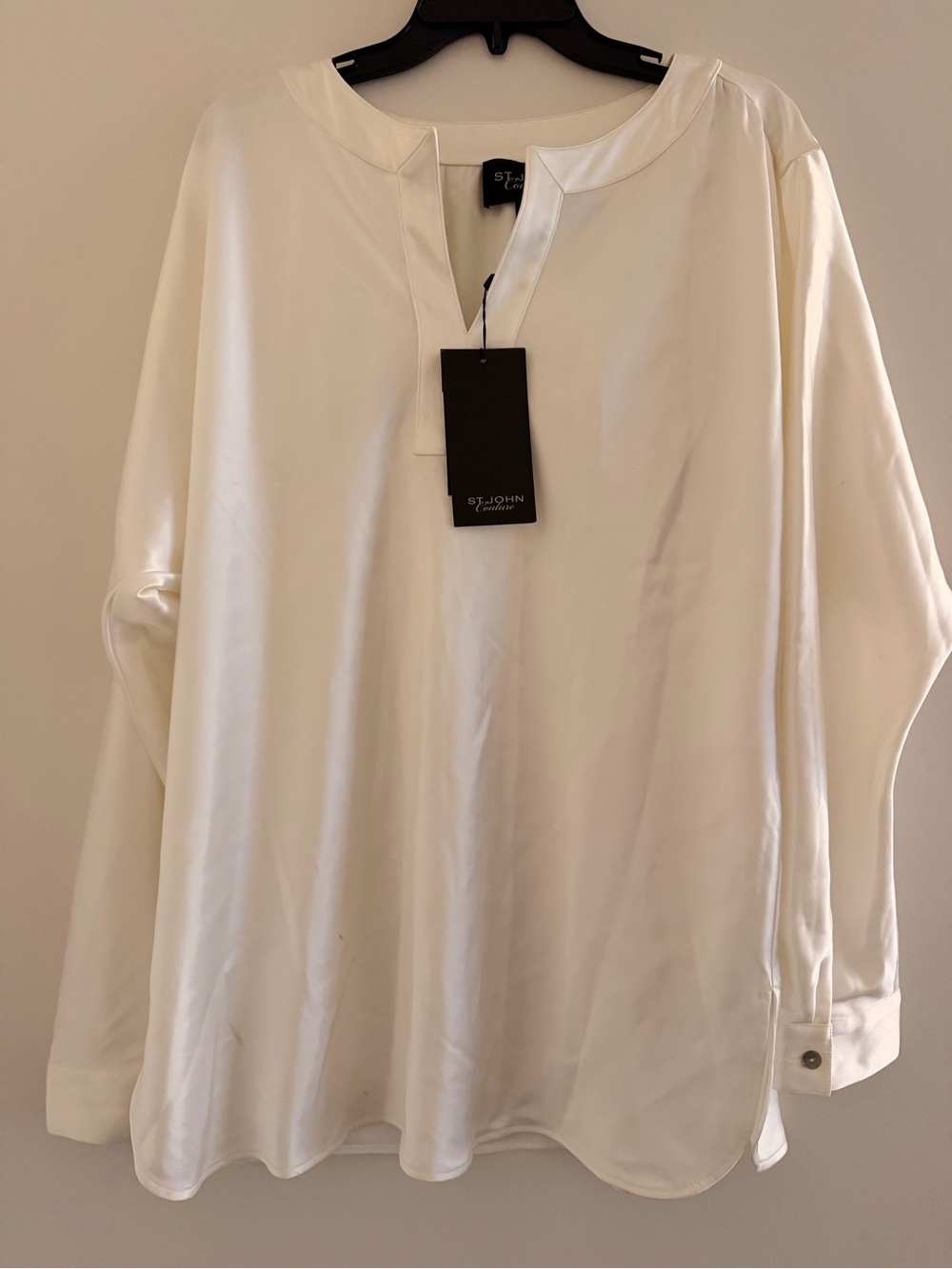 St. John Collection Women’s White Long-Sleeve Tunic Shirt